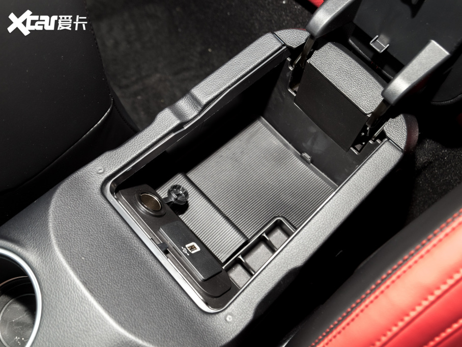 2021Mustang 2.3L EcoBoost Ӱ؄e