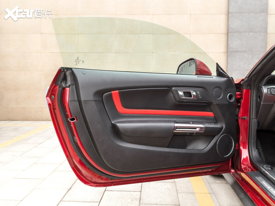 2021Mustang 2.3L EcoBoost Ӱ؄e