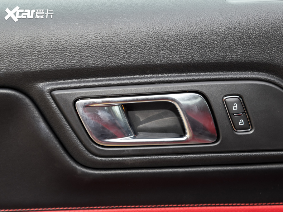 2021Mustang 2.3L EcoBoost Ӱ؄e