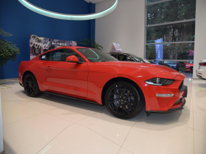 20212.3L EcoBoost w^