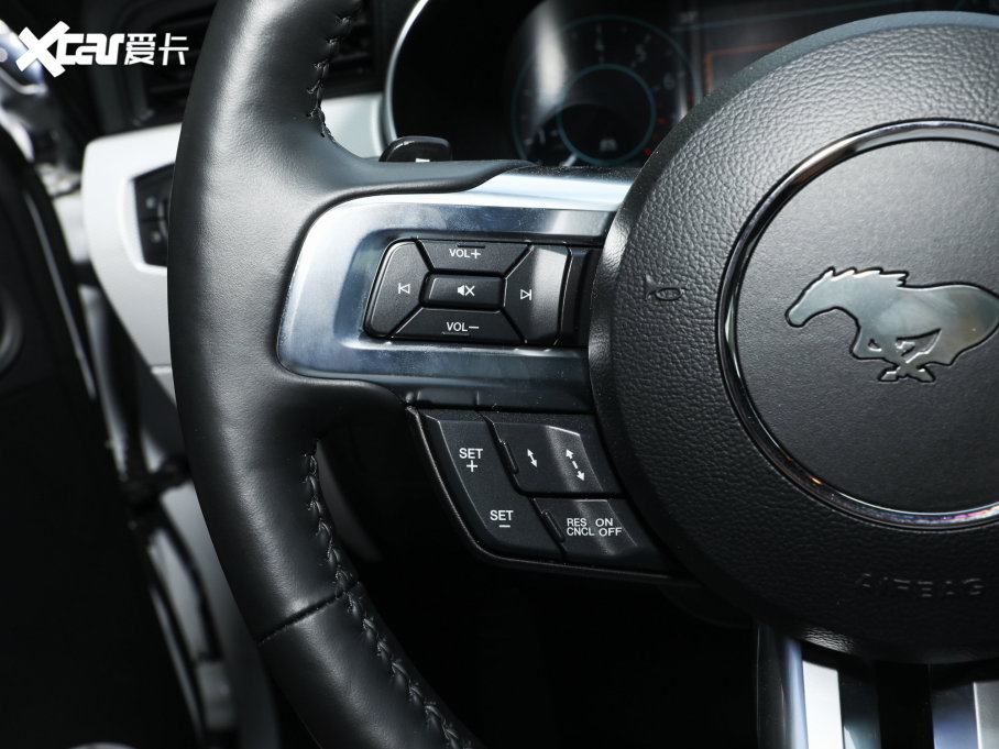 2022Mustang 2.3L EcoBoost ԪO