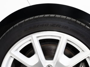 20222.3L EcoBoost ԪO ݆̥Ʒ