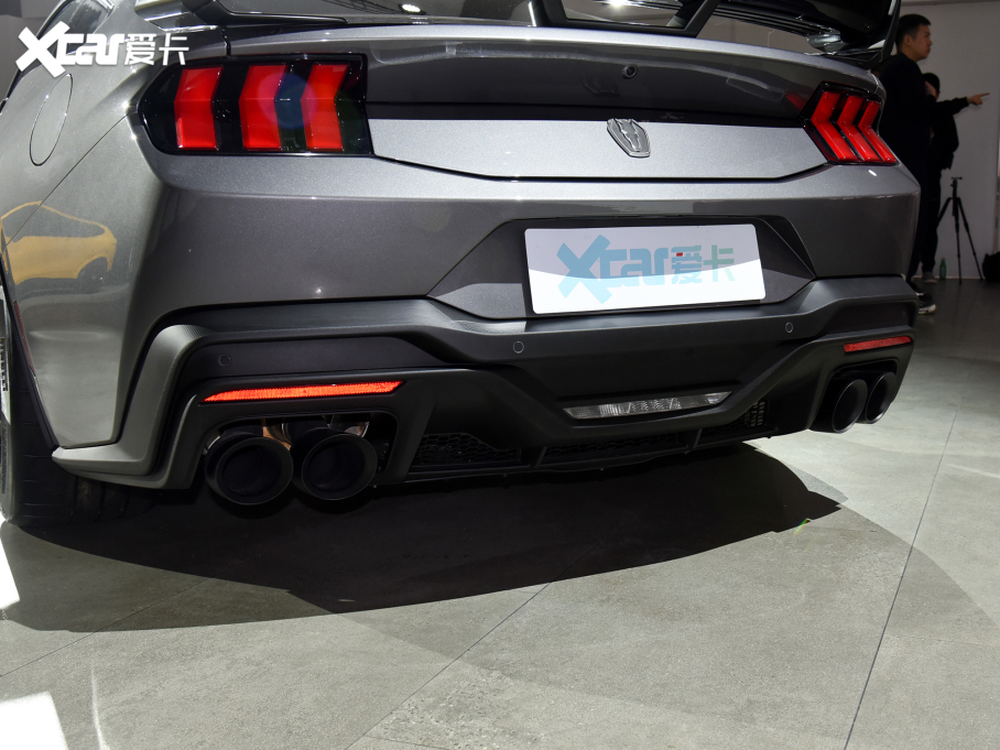 2024Mustang 5.0 V8 Dark Horse