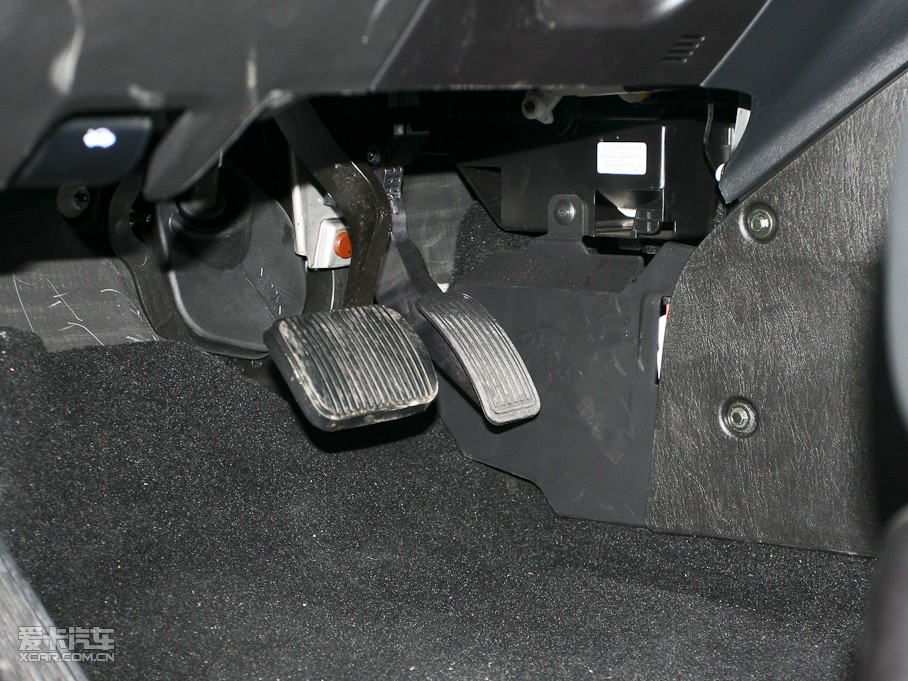 2010(M(jn)) 2.3L (q)