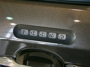 2011款3.5L 精锐天窗版 细节外观