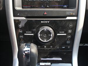 2012款2.0T 尊锐型 音响调节