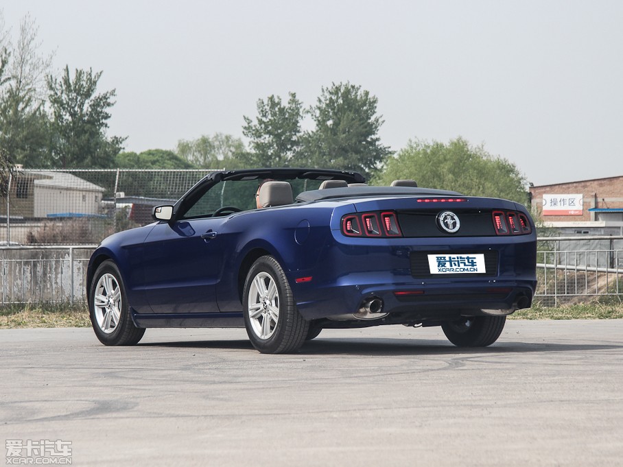 2013Mustang 3.7L 