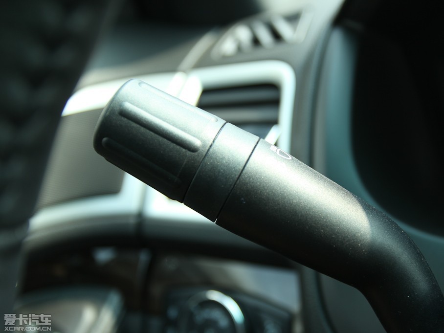 2013̽U(xin)(M(jn)) 3.5L 