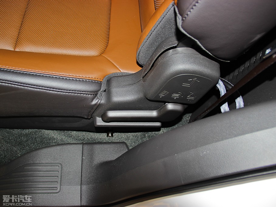 2013̽U(xin)(M(jn)) 3.5L 