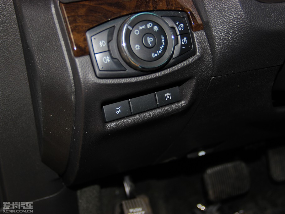 2013̽U(xin)(M(jn)) 3.5L 