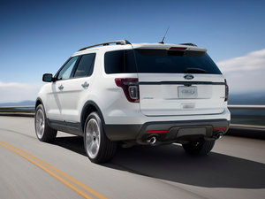 2013款3.5L 尊尚型 整体外观
