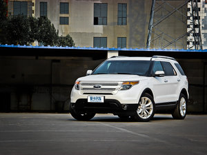 2013款3.5L 尊享型 左前45度