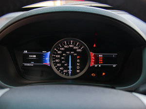 2013款3.5L 尊享型 中控区