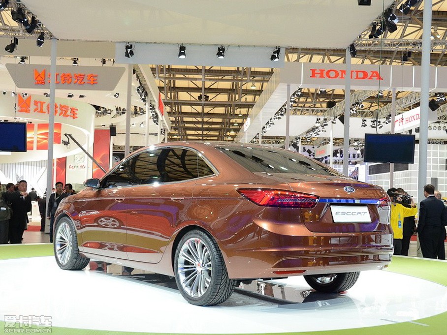 2013��Escort Concept