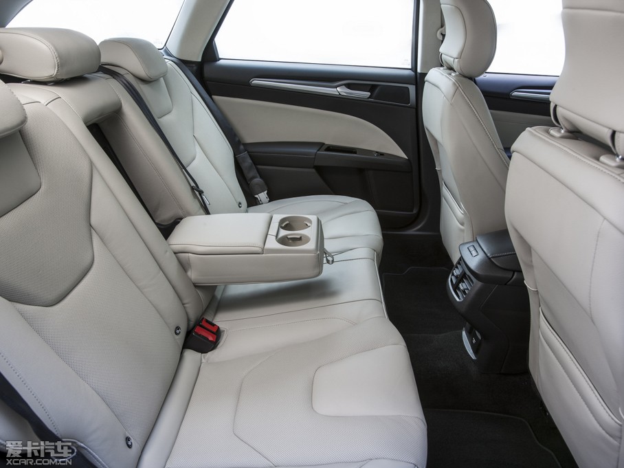 2015���ɵϚW(����) ���а�