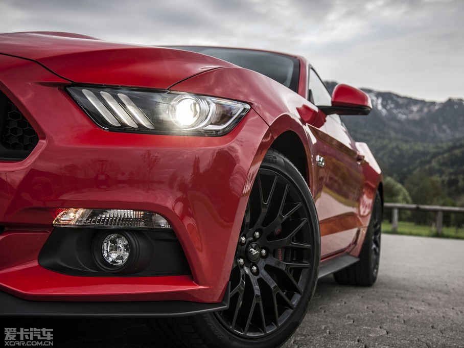2015Mustang GT EU-Version