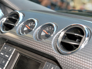 20155.0L V8 GT ܰ п؅^