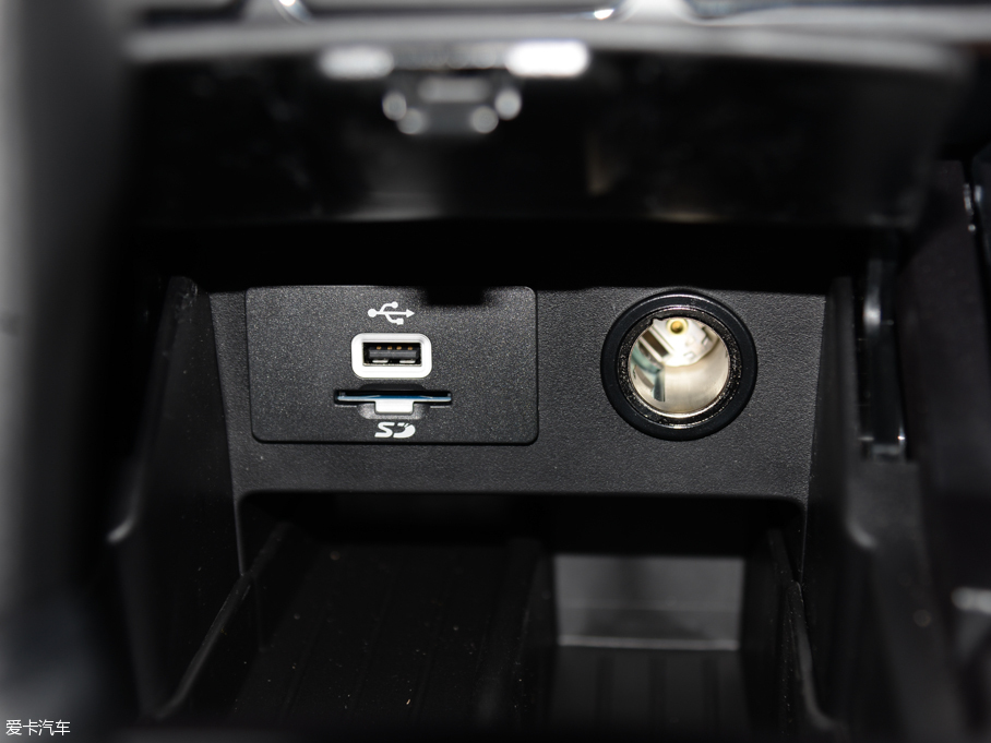 2016̽U(xin)(M(jn)) 2.3T Ӣ