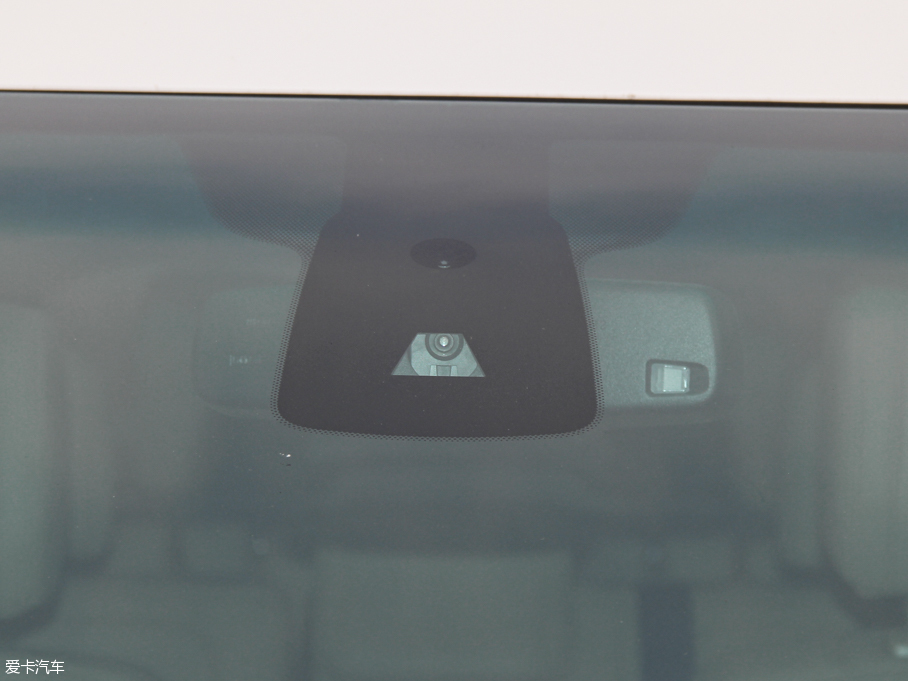 2016̽U(xin)(M(jn)) 2.3T Ӣ