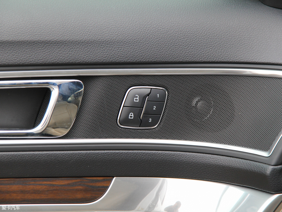 2016̽U(xin)(M(jn)) 2.3T Ӣ