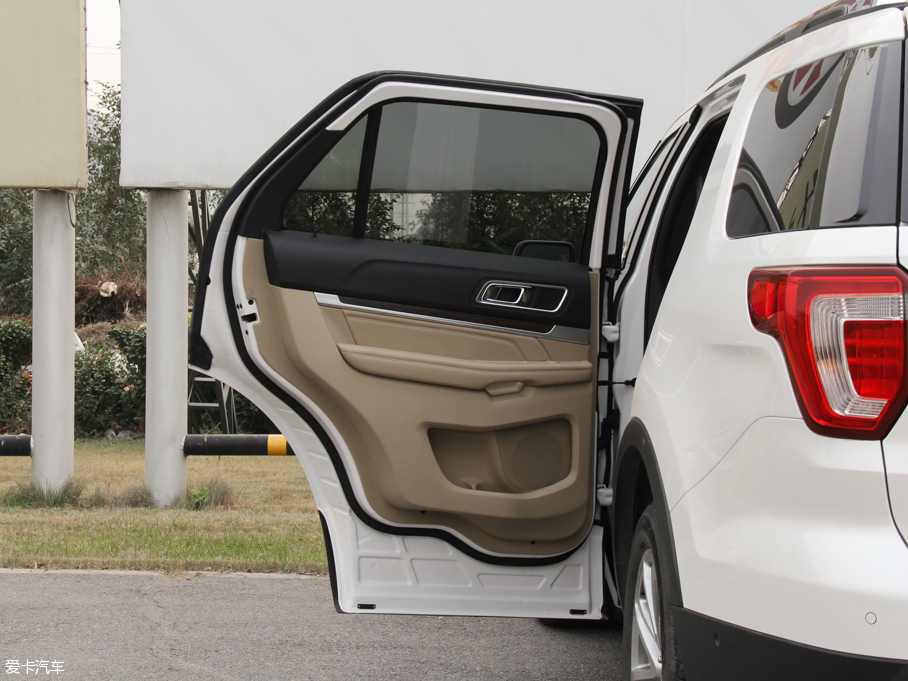 2016̽U(xin)(M(jn)) 2.3T Ӣ