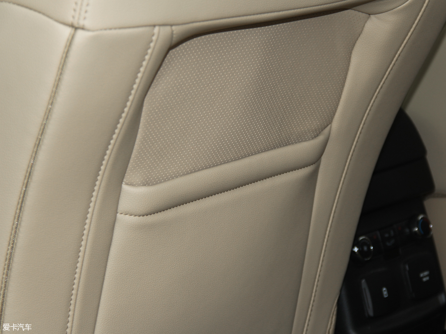 2016̽U(xin)(M(jn)) 2.3T Ӣ