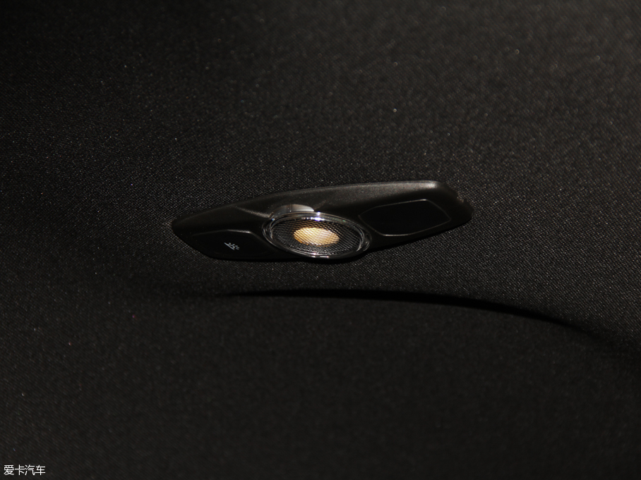 2016̽U(xin)(M(jn)) 2.3T Ӣ