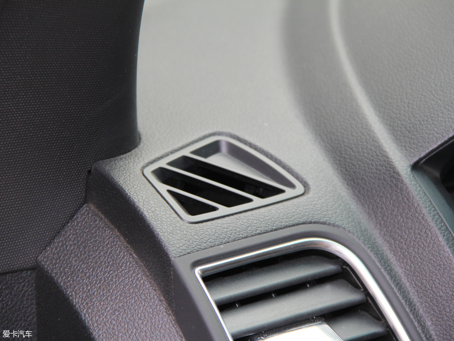 2016̽U(xin)(M(jn)) 2.3T Ӣ