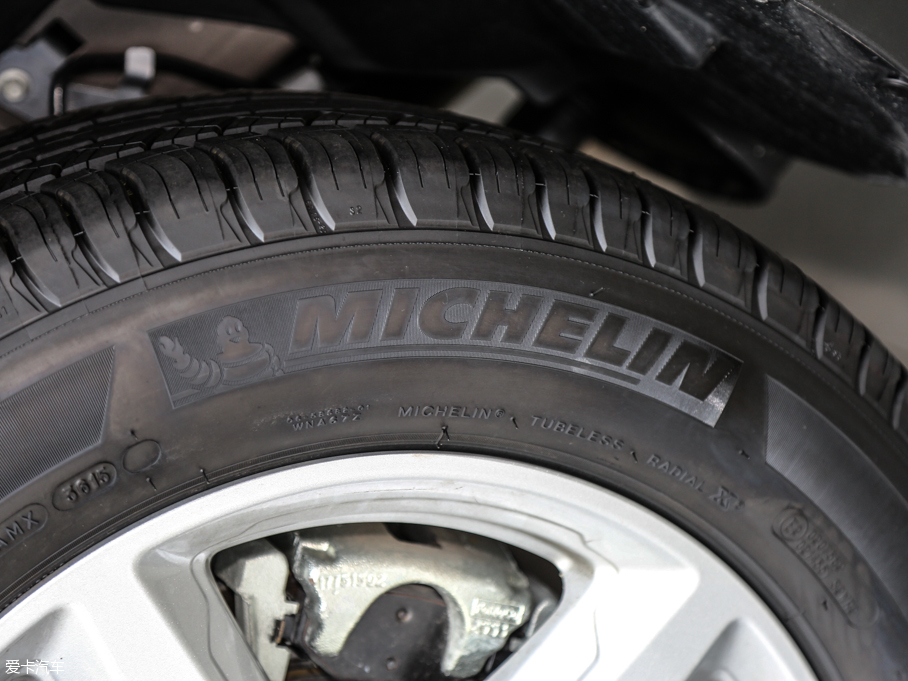 2016̽U(xin)(M(jn)) 2.3T L(fng)а