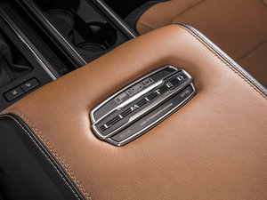 2016Limited п؅^(q)