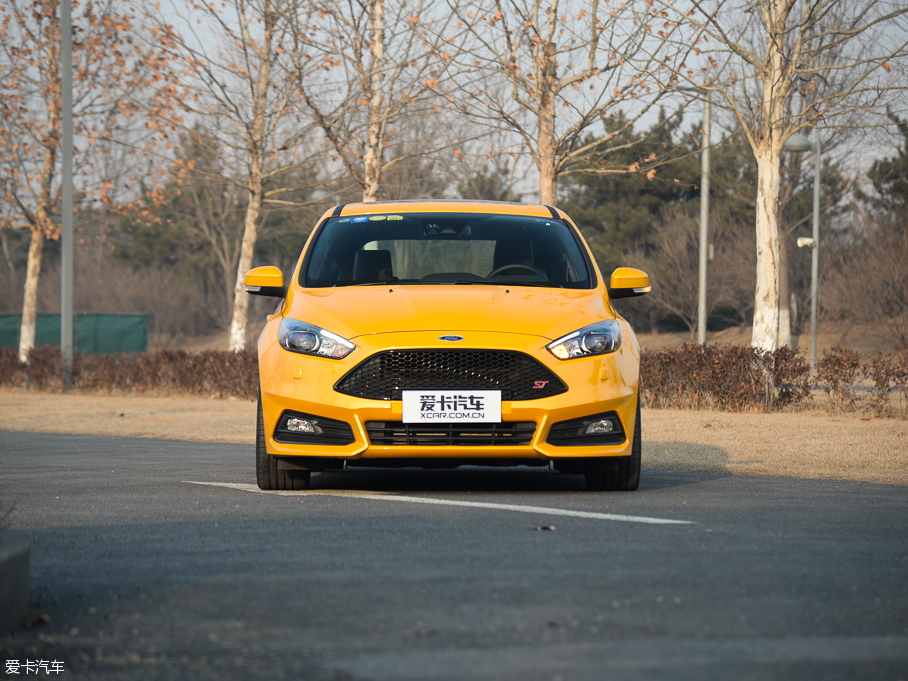 2015˹ST 2.0T Ѫɫ