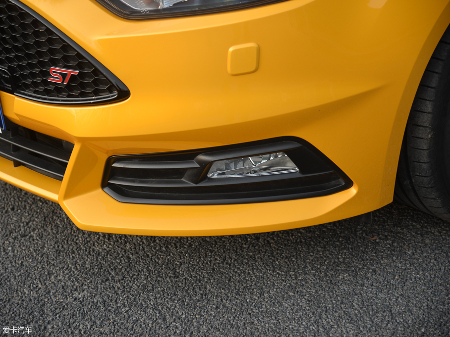 2015˹ST 2.0T Ѫɫ