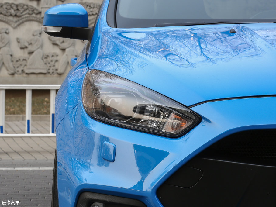 2016˹RS 2.3T ِ