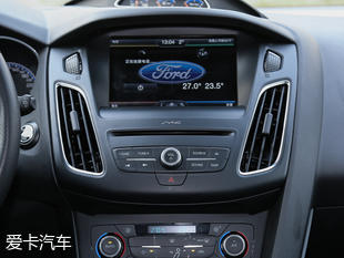 福特(進(jìn)口)2016款福克斯RS