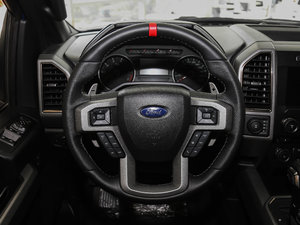 2017款3.5T 性能版 方向盘