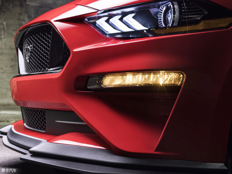 2017Mustang GT Performance Pack Level 2