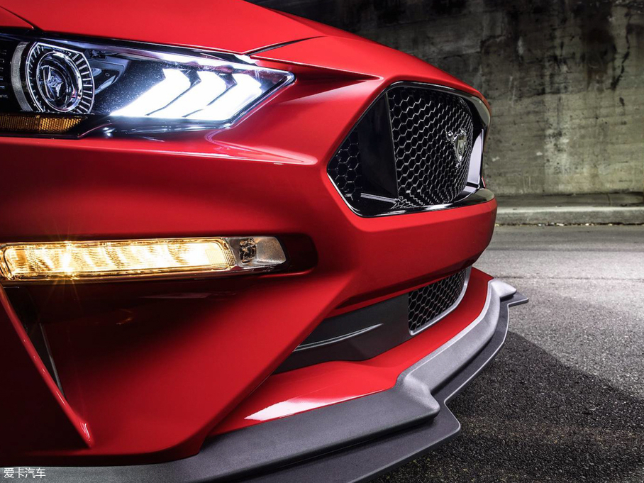 2017Mustang GT Performance Pack Level 2