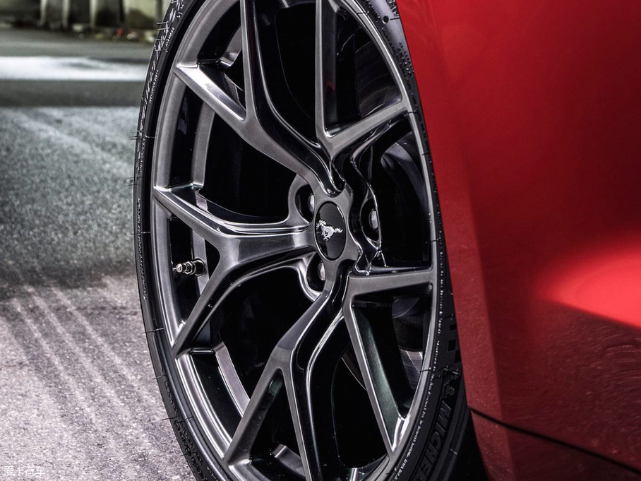 2017Mustang GT Performance Pack Level 2