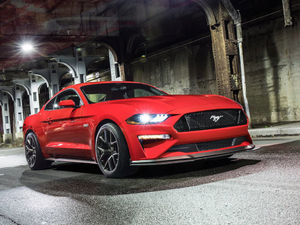 2017GT Performance Pack Level 2 w^