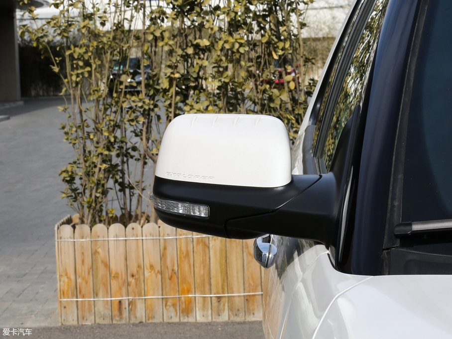 2017̽U(M) 2.3T EcoBoostӢ