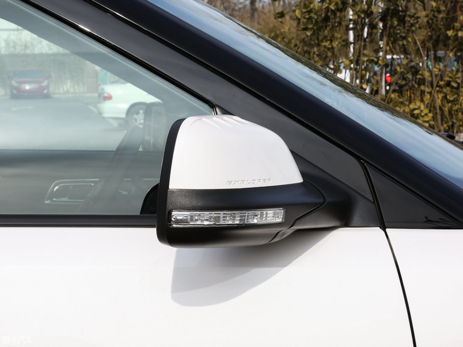 2017̽U(M(jn)) 2.3T EcoBoostӢ