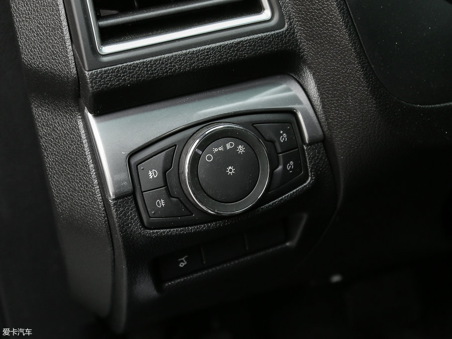 2017̽U(M) 2.3T EcoBoostӢ