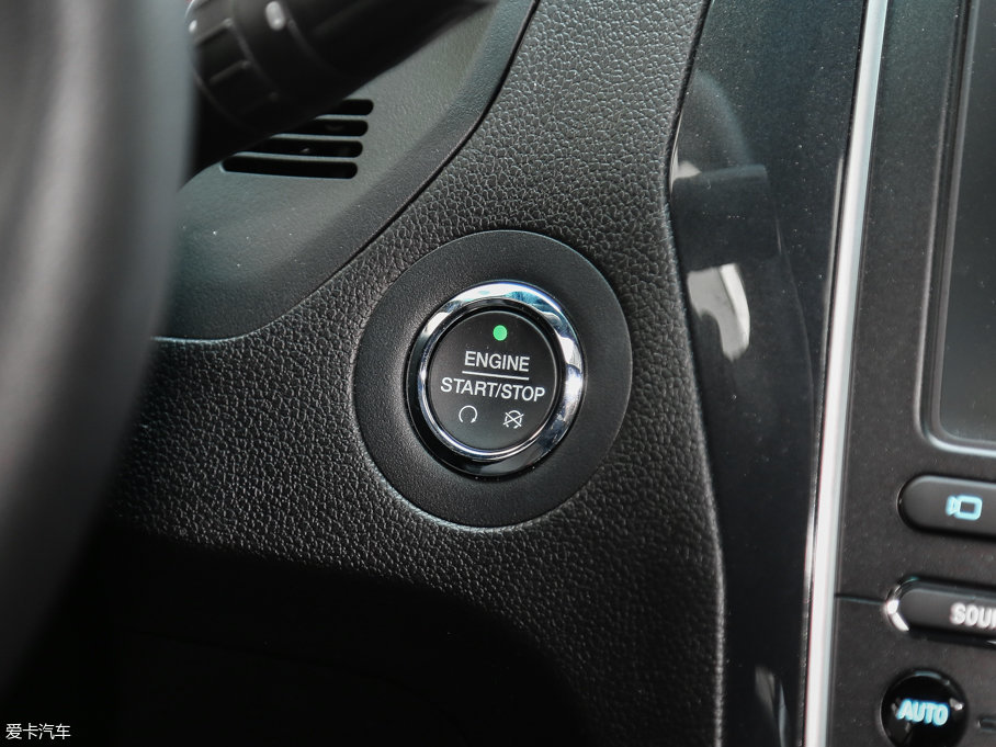 2017̽U(M) 2.3T EcoBoostӢ