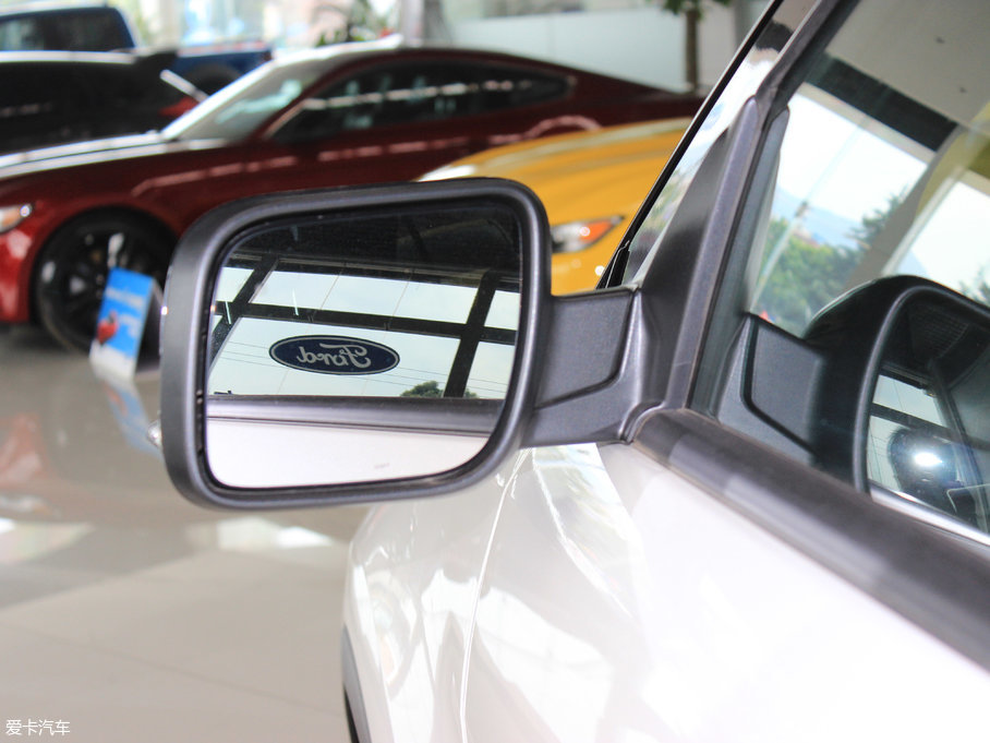 2017̽U(M) 3.5T EcoBoost\Ӱ