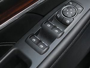 20172.3T EcoBoostӢ {܇ƅ^	