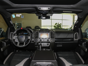2018款3.5T 性能劲化版 内饰全景