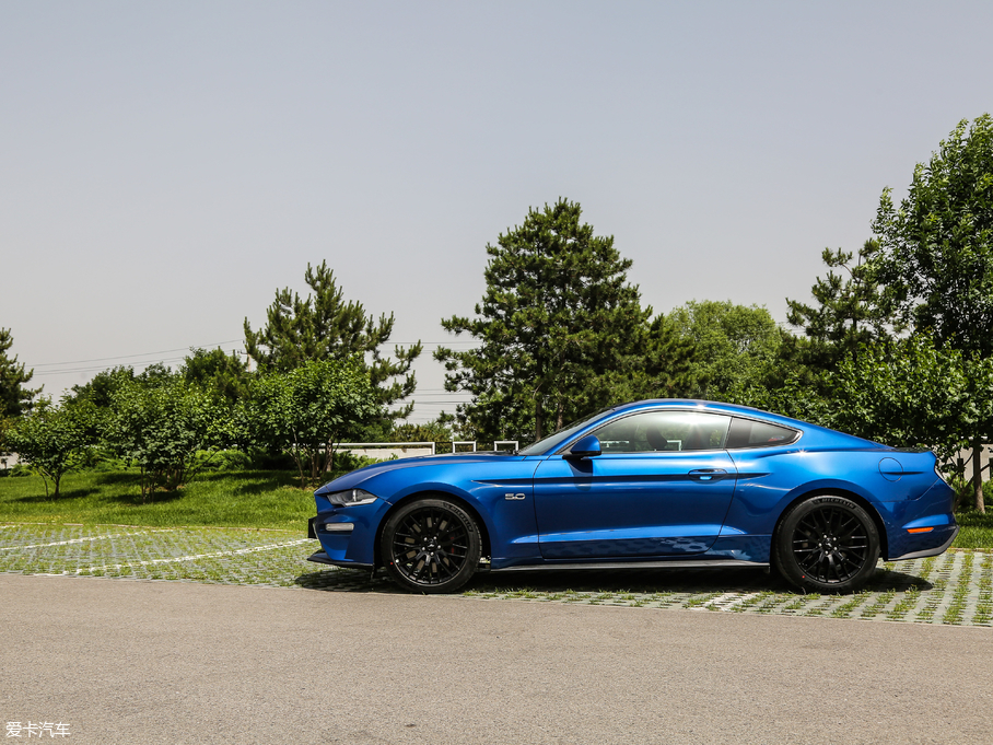 2018Mustang 5.0L V8 GT