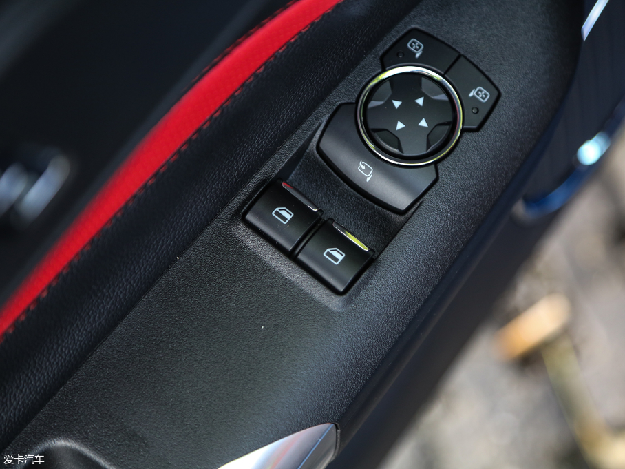 2018Mustang 5.0L V8 GT