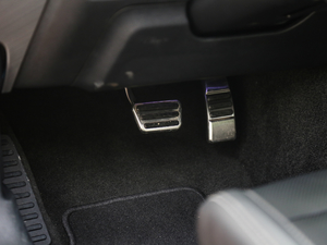 20182.3L EcoBoost п؅^