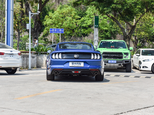 20182.3L EcoBoost w^